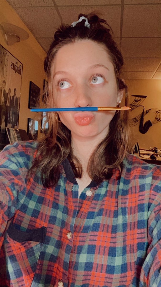 megbow5's tweet photo. Hi :-) I want to offer out 1 or maybe 2 commissions at a very reasonable price to get a feel for commission work. If you have ideas or are interested pls message me :) 💓 full disclosure the painting will not be complete by Christmas 🤍 https://t.co/Zv6jy3BVSV