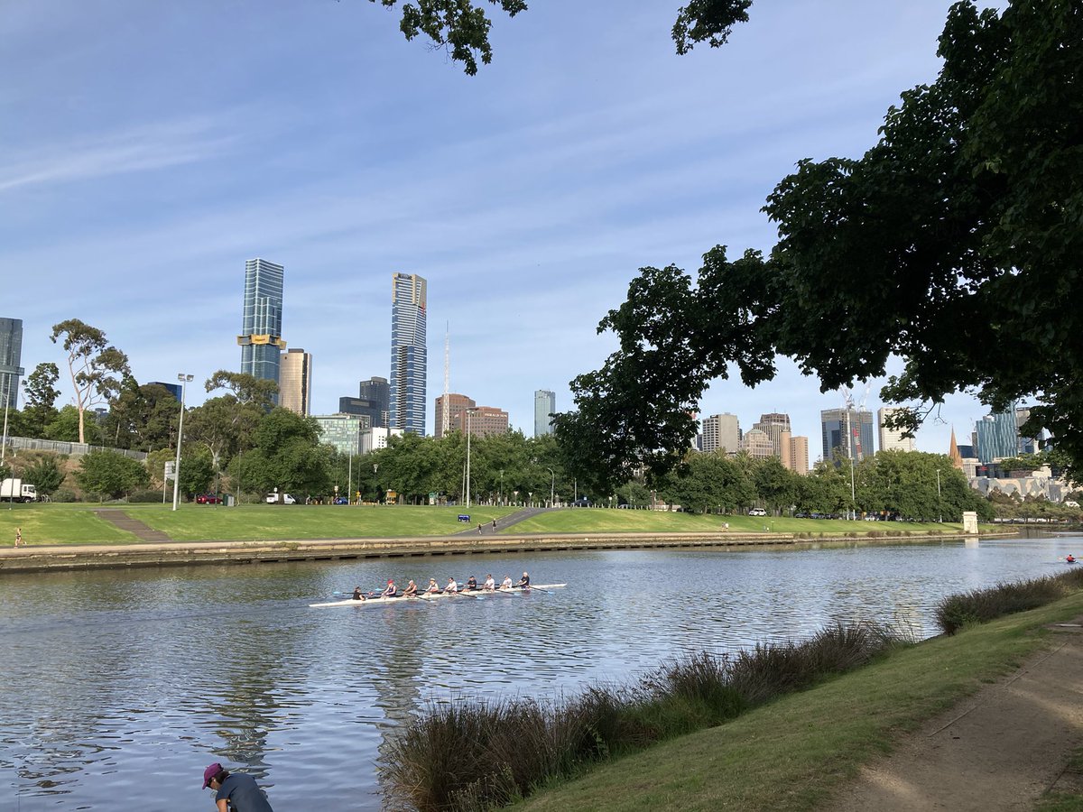 exortho's tweet photo. I never get tired of this
#YarraYarra
#upsidedownriver
#MelbourneSundayMornings https://t.co/JbxhbePCxR