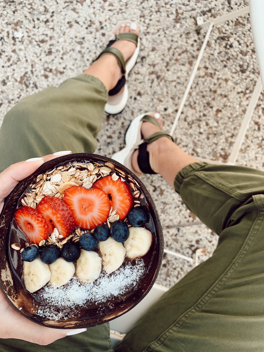 TandeliCafe's tweet photo. Açaí Bowl @TandeliCafe 👇🏻 https://t.co/Bl2YVXmIpK