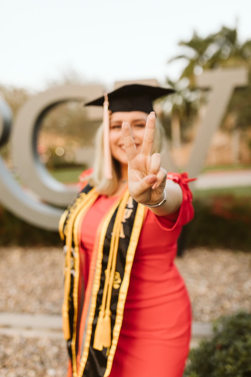 divinaaa___'s tweet photo. Stephanie Perez
B.S. in Rehabilitation Services with an Addiction Studies concentration

Next up, my Masters in Clinical Rehabilitation Counseling #UTRGVGrad #2020Graduate https://t.co/2xxMuOYoEE