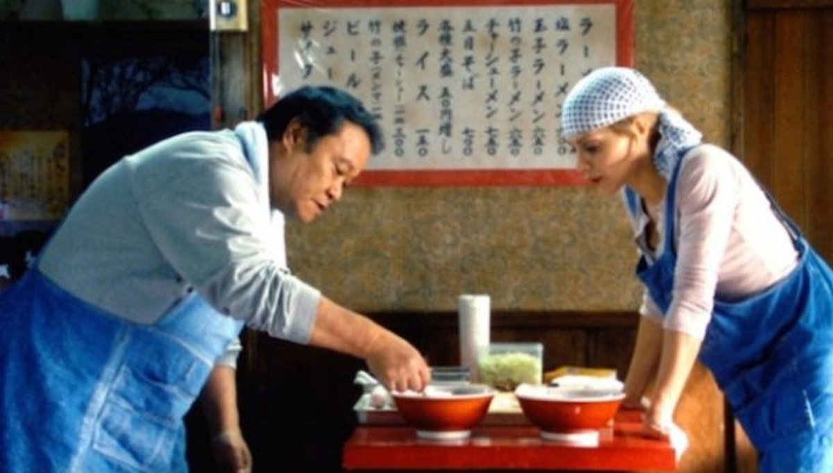 LostinTheaters's tweet photo. A scene from The Ramen Girl! "Observe the Ramen." Hear our latest episode about this movie on Spotify, Apple Podcasts, and most other podcast platforms. https://t.co/ytgxKKuTPB