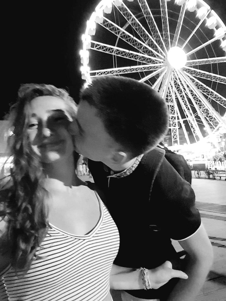 stoll_jade's tweet photo. Une année de plus a voyager, rire et s'aimer. J'ai de la chance de grandir avec toi et de t'avoir rien que pour moi.
Mataka ❤️ https://t.co/VPNCwg31WO