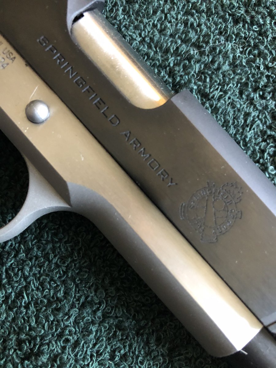 AntiqueTime's tweet photo. The @Springfield_Inc RONIN in 9MM is an amazing pistol in stainless frame and black steel slide. Has one if not the best trigger pulls of any gun on the market. @R6Tac #2A #SpringfieldRonin #SpringfieldArmory #9MM https://t.co/Tb3Ju6lcQe