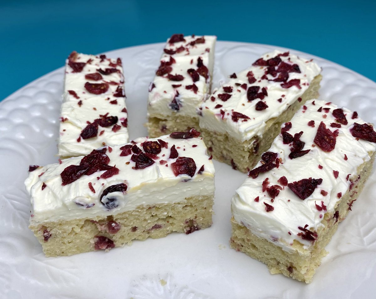 Next up in the ECK Kitchen! Blissfully Cran-Bars. You don’t 😉 want to miss this one! 
Have you subscribed? Get yer tushie over there, you’ll find the sign up/subscribe at the bottom of the webpage. 
Click on this to start 👉 EastCoastKeto.com/articles