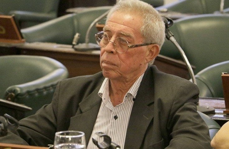 carlosalbesimon's tweet photo. Falleció el senador provincial del PJ Daniel Alterats. Fue intendente de Saladas y electo senador en el 2015. Su lugar será ocupado hasta diciembre 2021 por @MaidanaRindel. “Ha sido una persona que transformó la realidad de Saladas para siempre” lo recordó  @mmbarrionuevo https://t.co/E0FR1tYsHr