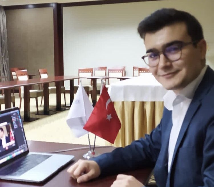 reyhan_ulugol's tweet photo. Öğrencimiz Faruk Köser orijinal çalışması ile #utsak2020 kongre katılımını gerçekleştirdi. https://t.co/QPCdun4e3g