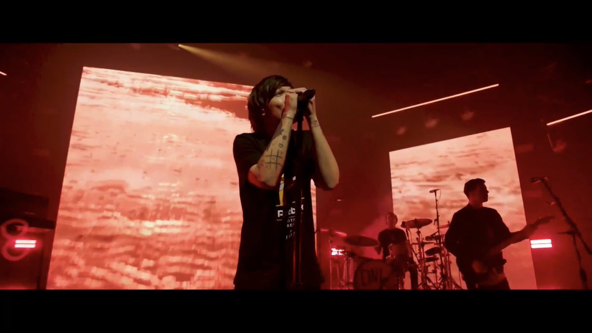 GioiaAndrea3's tweet image. I think it was the most beautiful performance that’s I ever seen. Thank you @Louis_Tomlinson ❤️ 
✨I love so much✨❤️