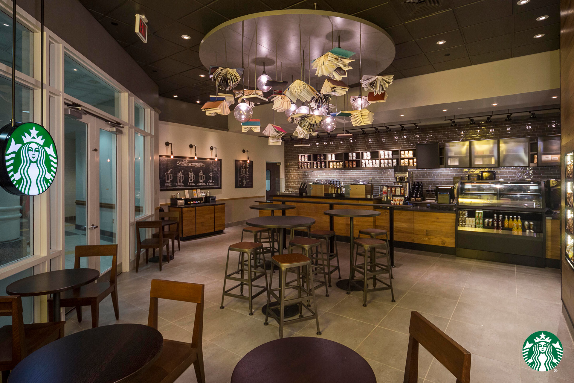 智 Sur Twitter スタバがzoomとかでアリバイ工作に使えそうな背景を配布しててウケる At Home You Can Still Work From Starbucks With Virtual Backgrounds T Co Iuznkomrxm T Co 5gjws2ctdz Twitter