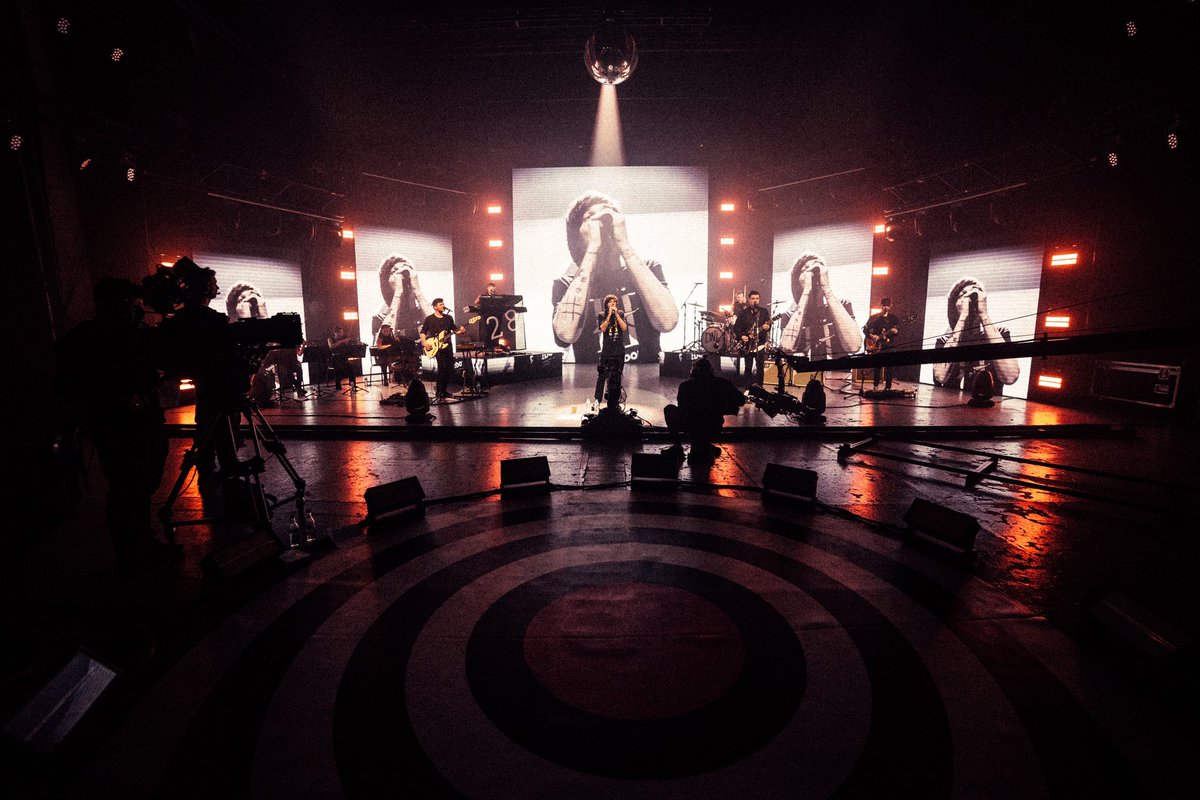 LTHQOfficial's tweet photo. What a performance, what a night 👏 Remember if you missed the stream you can still get an on-demand ticket until 4PM GMT tomorrow: https://t.co/ZR7l57jqSZ #LTLivestream https://t.co/5ew45vrKEp