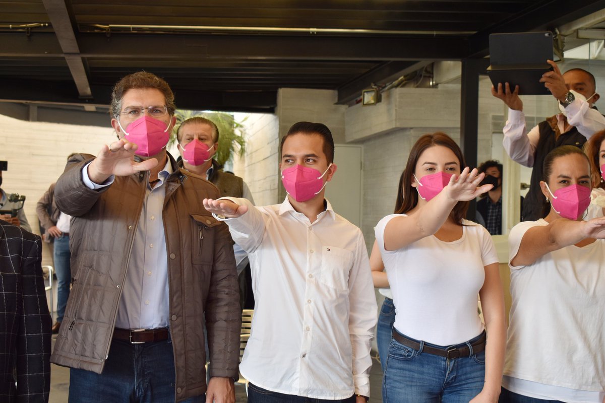 mbravobedolla's tweet photo. Hoy tomé protesta como Secretario Estatal de Jóvenes con #FuerzaPorMéxico

Tendremos la misión de incentivar la participación política de la juventud de una forma diferente.

Vamos con toda la energía dentro de un gran equipo encabezado por @gerislas @manueljg33 @RiosPiterJaguar https://t.co/U9ViOtMSxc