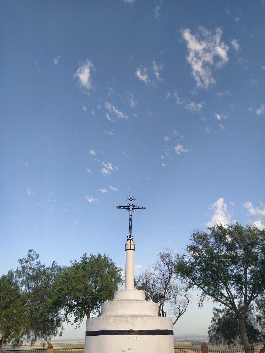 iSaacmr_'s tweet photo. El 12 de diciembre de 1440 se hace referencia por primera vez a El Viso del Alcor como entidad propia.

580 años después, el Corazón de Los Alcores se conserva así de bien... https://t.co/AvI5YRnLCN