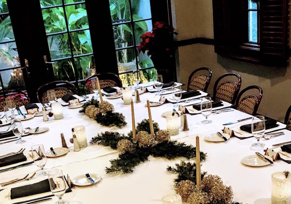 TheBijouCafe's tweet photo. Looking to have a small, intimate holiday gathering? Bijou Cafe offers 2 unique private rooms perfect for just that! Call Ivet and plan today! 

#holidayseason
#EatLikeALocal
#Downtown 
#Sarasota https://t.co/2Klew253fl