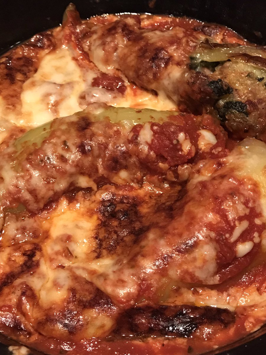 suzyyogi's tweet photo. It’s a perfect evening for takeout! Support local restaurants through these extremely difficult times as much as possible! My favorite banana peppers from Walnut Grill. @eatwalnut #gettakeout #SupportLocalBusinesses https://t.co/Shm5hXpT0m