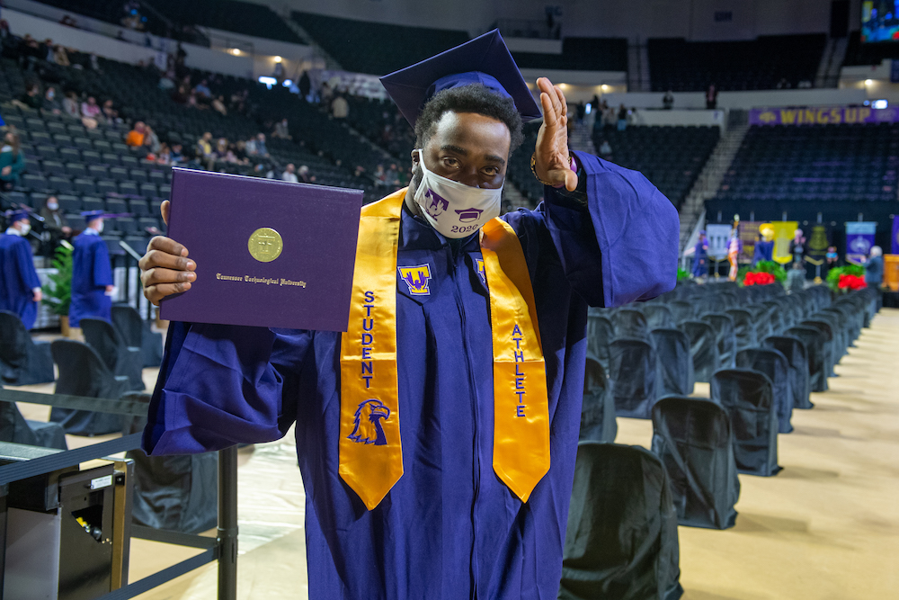 tennesseetech's tweet photo. Almost 700 students joined the ranks of Tennessee Tech alumni today as one of the most challenging semesters in our university's storied history concluded with Fall 2020 commencement ceremonies. #TNTechGrad 🎓

Read more about today's events: https://t.co/JMoy02Y4Mz https://t.co/5l0MJ5cl3p