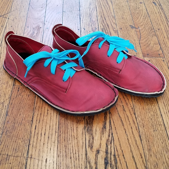 MariaElaina9's tweet photo. So good I had to share! Check out all the items I'm loving on @Poshmarkapp #poshmark #fashion #style #shopmycloset #handmade #americanrag: https://t.co/pyU3wE3r86 https://t.co/dkw5tVUBwJ