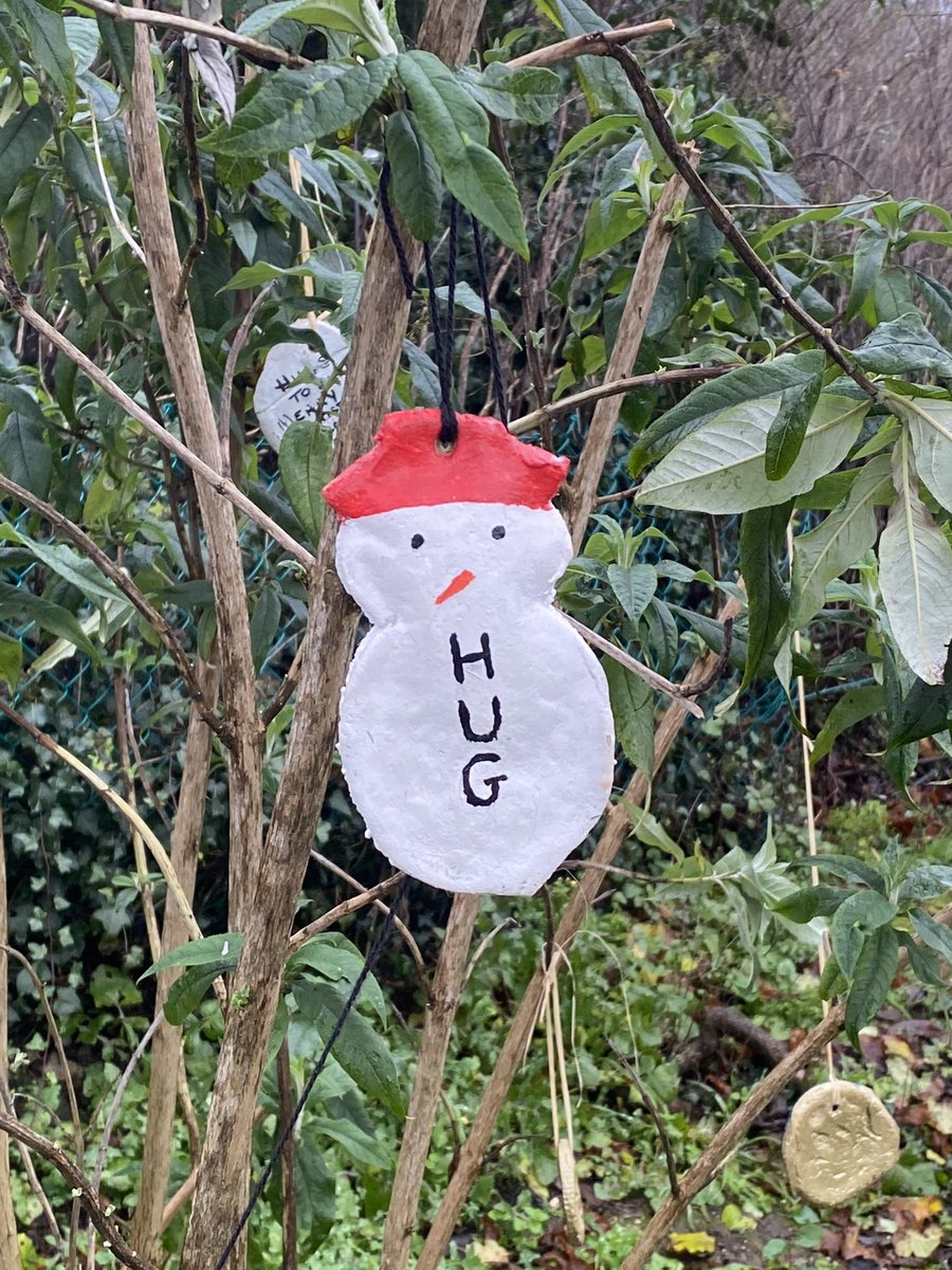 oldcoulsdoncupcakesw (@occupcakeswi) on Twitter photo The trees at our flowerbed, Cupcake Corner, have been decorated with hugs and good wishes, to friends and family, present and past, who we would love to share a hug with this Christmas š #oldcoulsdon #bradmoregreenpond #hugs <a href="/WomensInstitute/">Women's Institute</a> @WILifemagazine The trees at our flowerbed, Cupcake Corner, have been decorated with hugs and good wishes, to friends and family, present and past, who we would love to share a hug with this Christmas š #oldcoulsdon #bradmoregreenpond #hugs <a href="/WomensInstitute/">Women's Institute</a> @WILifemagazine