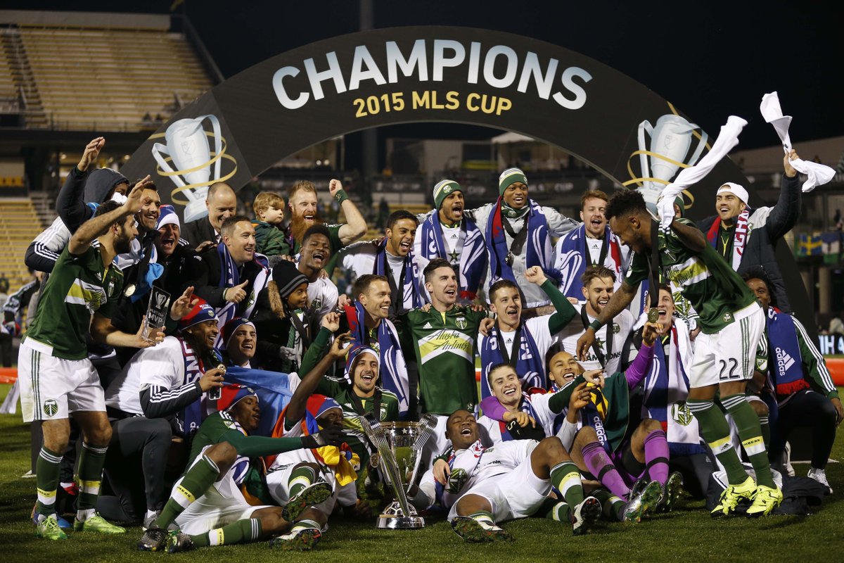 Columbus Crew SC - Portland TimbersApenas 10 minutos necesitó  #RCTID para llevarse la  #MLSCup  , después de un mal inicio del  #Crew96   que les llevó a encajar dos goles. A partir de ese momento remó en contra teniendo ocasiones, pero no consiguió revertir la situación.