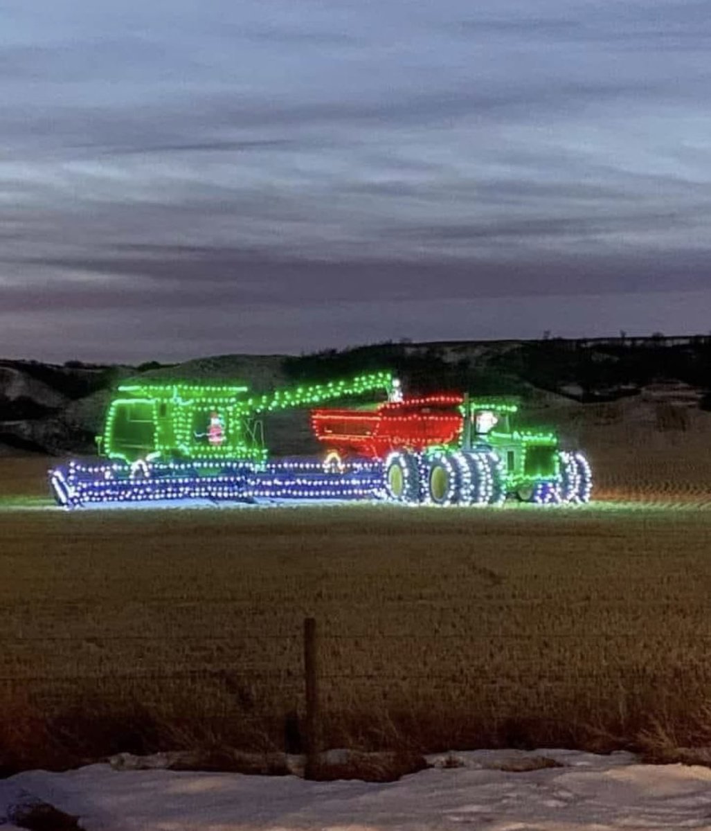AtlinkServices's tweet photo. Happy Holidays to our farmers and ranchers who keep our great state going!!!!
#AtLinkServices #OklahomaPride #RuralOklahoma
#OklahomaFarmers
#OklahomaRanchers
#OnlyinOklahoma
#ThisisOklahoma
#SupportingSmallBusiness https://t.co/OGLLBD8McL