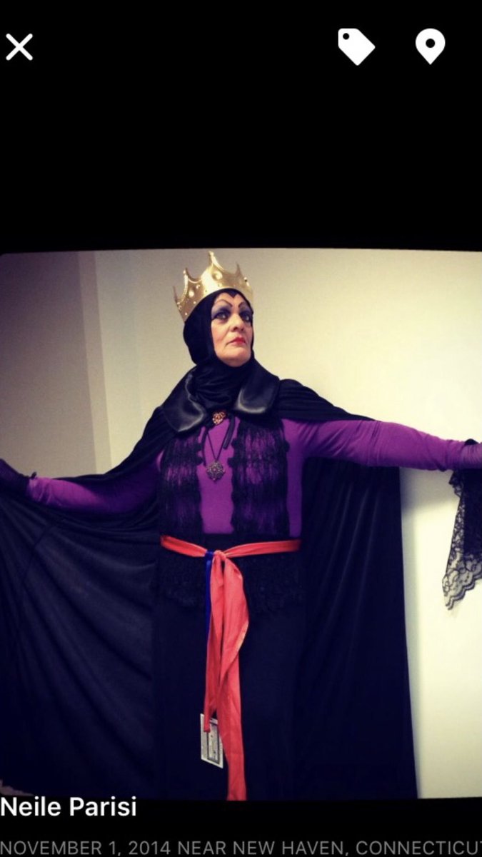 neileparisi's tweet image. Such a wonderful night at the THEATER with SAM!!! #SamHeughan #SaveASeatForSam