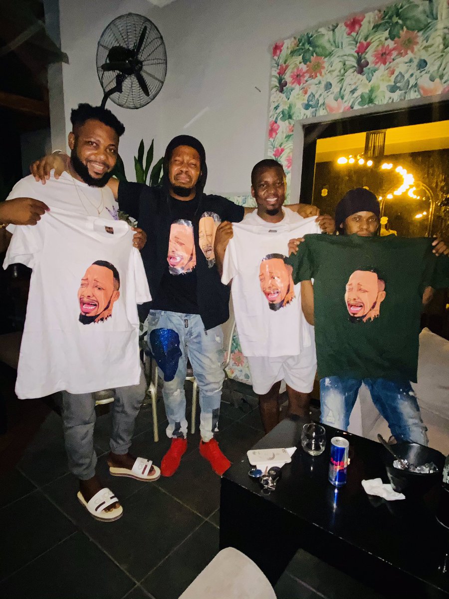 FreshkingDanny's tweet photo. Ngeme be wan loss my eye today ya😩😭
I wan shidon I no see sep 2k😓
but God no go shame us😭🙌🏻

E wan be this evening grand them tap me fix me &amp; almost wan buy all my market cargo😂

Atleast I get small breeze now 😂
Thanks to this super kings❤️🙏🏼

@gang_energy https://t.co/RRjbZe2nVt
