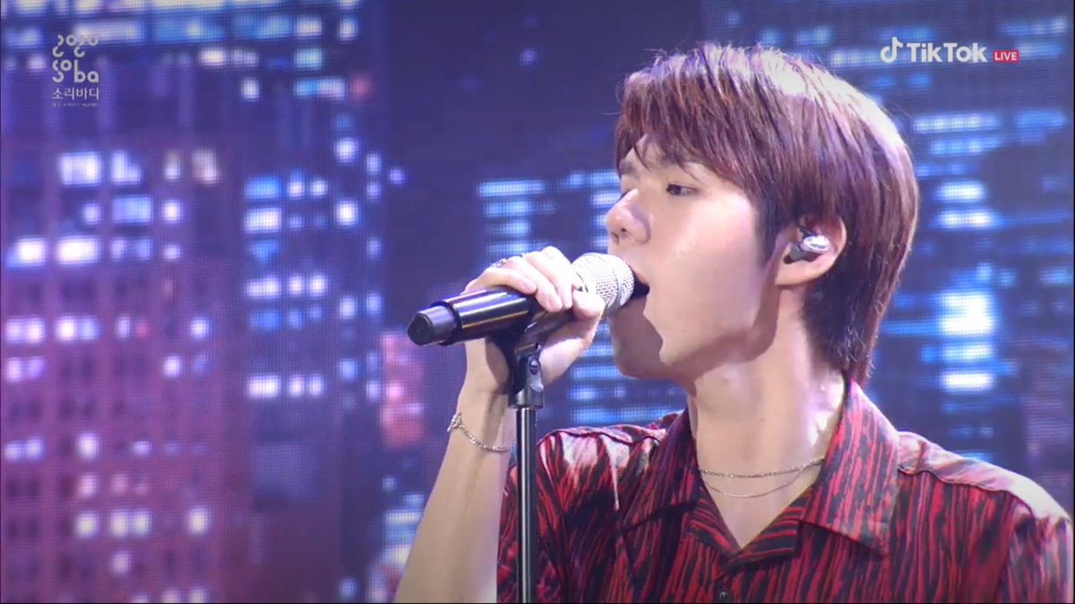 BrasilGaho's tweet photo. Em agosto, Gaho ganhou o prêmio 'New K-Wave OST Award' no 2020 Soribada Best K-Music Awards com 'Start' do drama Itaewon Class.

#Gaho #가호 #SOBA2020 #Soribada2020 #Start #ItaewonClass https://t.co/EoINsJXUzH