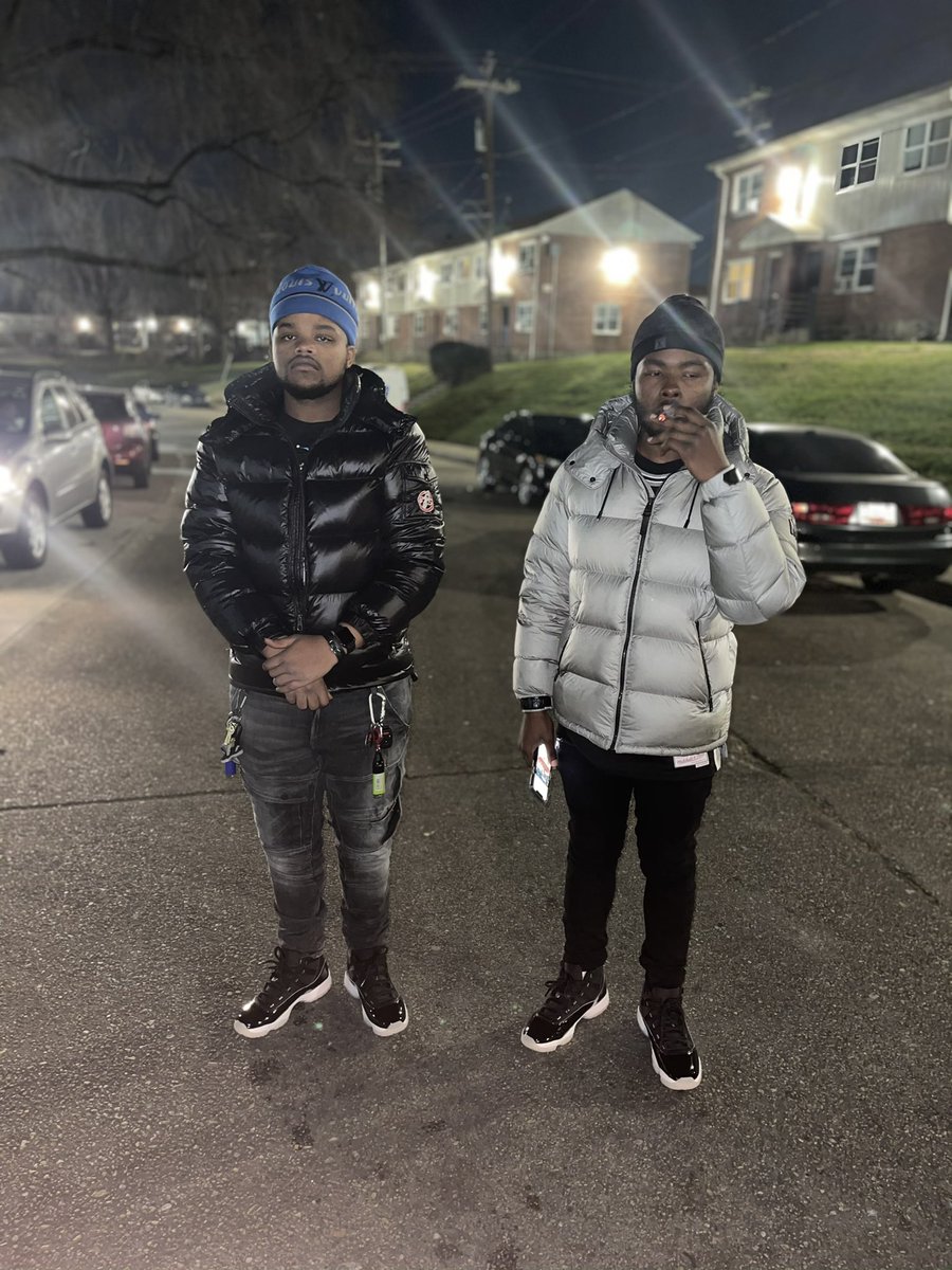 SB_Dboy's tweet photo. JDub kept it solid man I got em for infinity💜💯💯 #VitoLand🙏🏽 #SimonWorld💜 #WeLostMike❤️ #SIPMACK💕 #LongLiveSean💜 #FreeDaBros💯 https://t.co/uq8aF78rJK