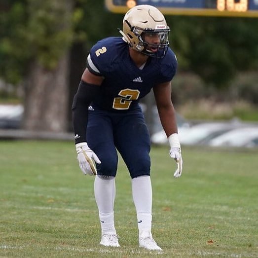 Choate grad Daryan McDonald tackles Navy ball carrier for a 4th quarter safety, making one of the biggest plays in this year’s Army-Navy game!