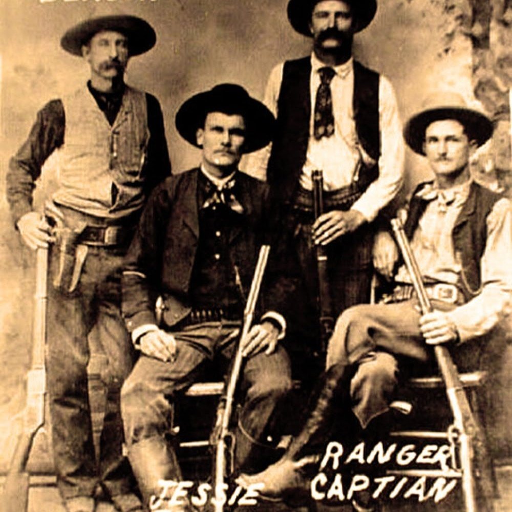 ipsone2's tweet image. #NouvellePhotoDeProfil