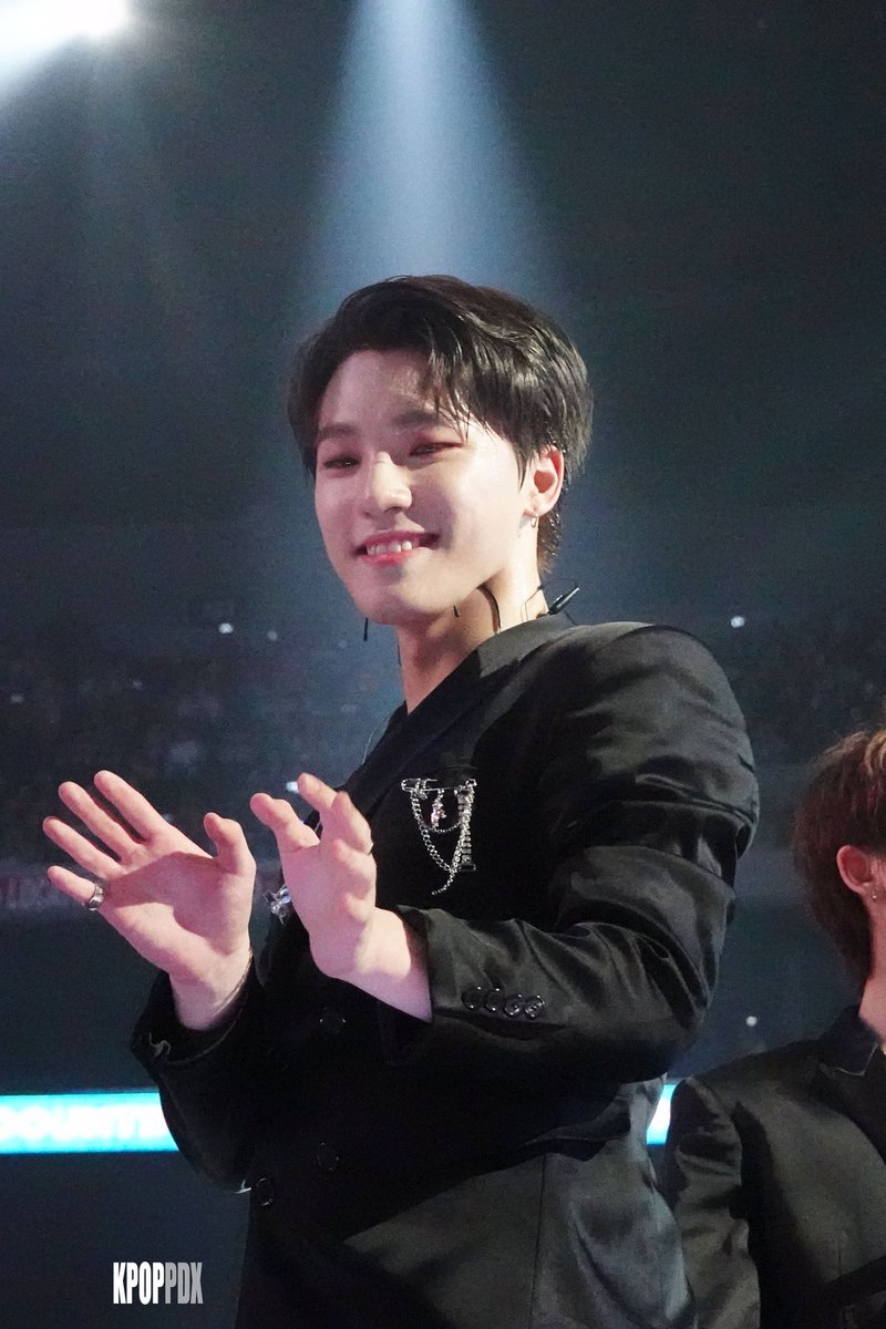 How Dino would look like in real life– a thread  @pledis_17