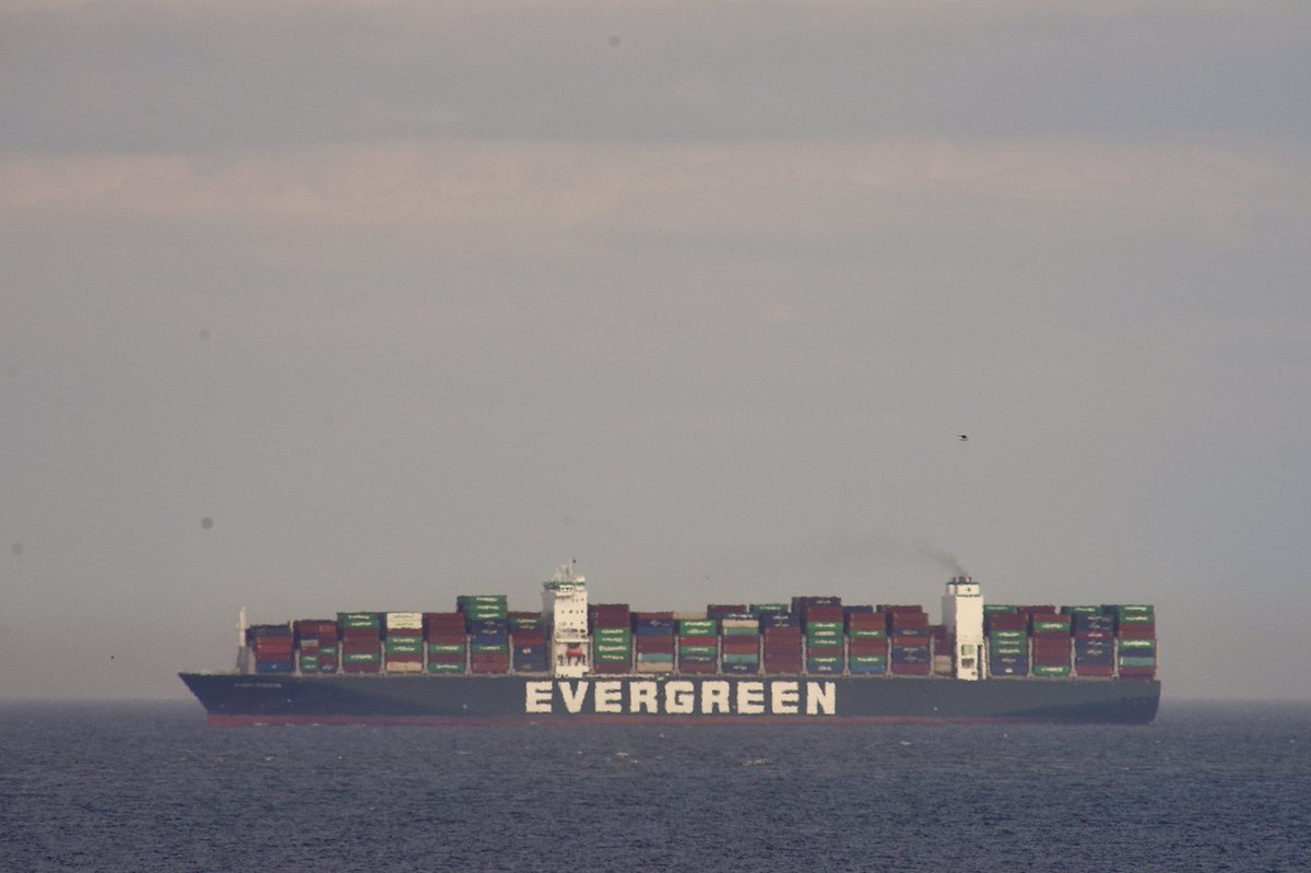 johnmorgan726's tweet photo. The EVERGREEN / EVER FOCUS, IMO:9850537 en route to Norfolk, VA, flying the flag of Panama ๐ต๐ฆ @Themaritimepil2 . #EVERGREEN #EverFocus #ContainerShip #ShipsInPics https://t.co/JWUDH6g00K