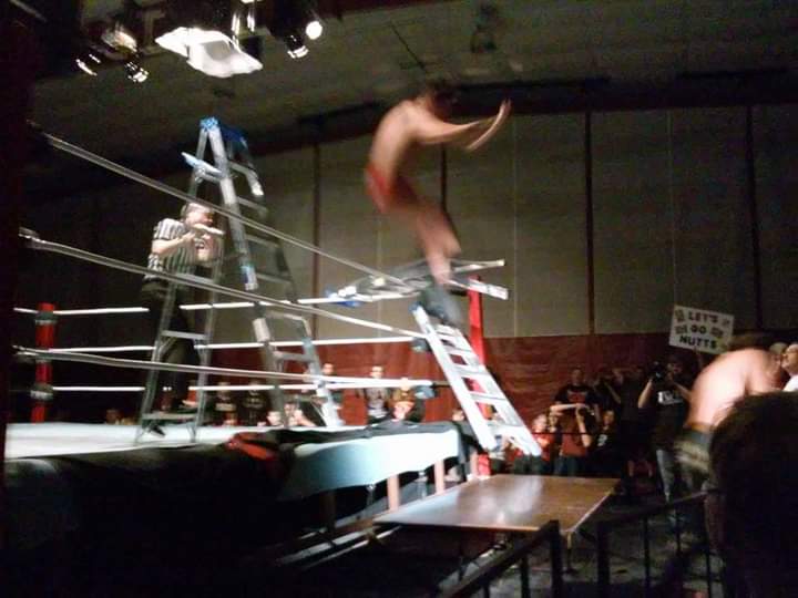 clarksonrulez's tweet photo. @theFLOCKAVELI 5 years ago. #champion @IWCwrestling #LetsGoNutts https://t.co/qf76tUGGgl