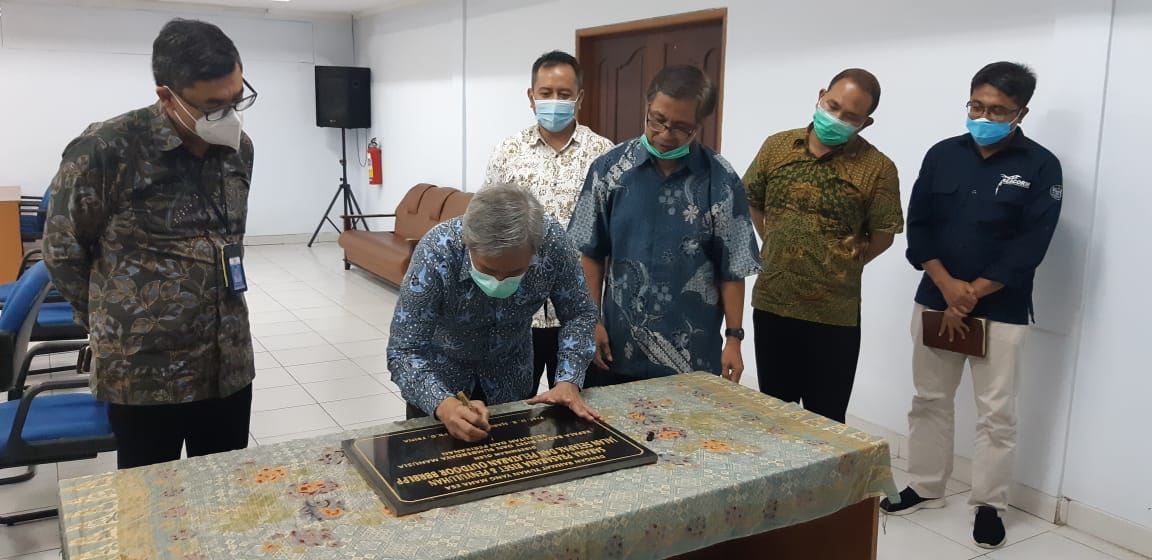 bppsdm_kp's tweet photo. Dalam kesempatan tersebut, Kepala #BRSDM @sjariefwidjaja meresmikan jalan setapak dan pelataran out door #BBRBLPP didampingi Kepala @pusriskel @in_radiarta Kepala @RISET_GONDOL Kepala @RISET_PERANCAK @twibawa_imro ,(12/12). @kkpgoid @pusriskan #RisetdanSDMKP #UntukIndonesiaMaju https://t.co/477rnR1lsU