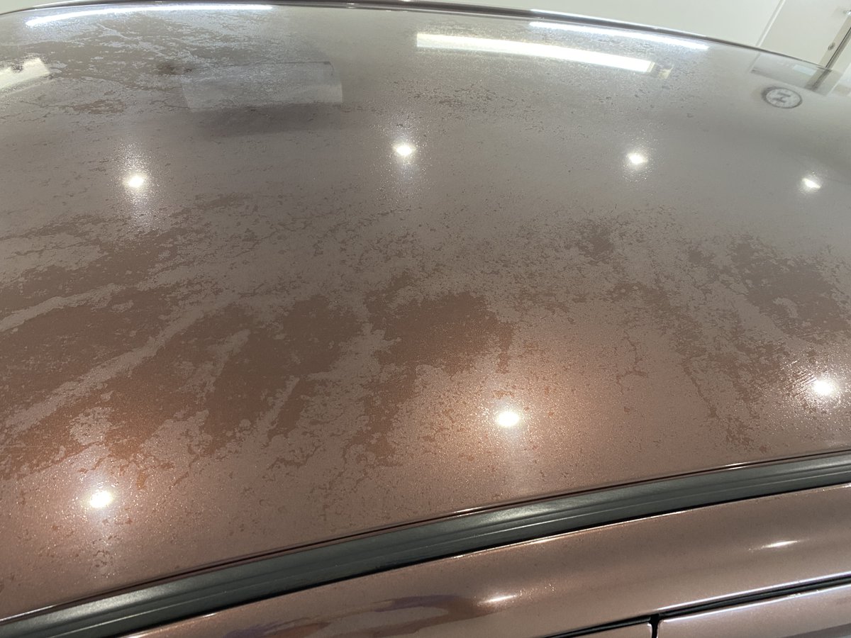 セルフ 純水洗車場carwashbase 公式 今日は家族の車を洗車 前回取り 切れなかった撥水コートとスケールのミルフィーユ汚れを水アカスポットクリーナーとウォータースポットリムーバーの合わせ技でどこまで落ちるか挑戦してみました 写真は前回