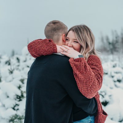 hanfoley22's tweet photo. I get to marry my best friend!! https://t.co/CRTDwatodB