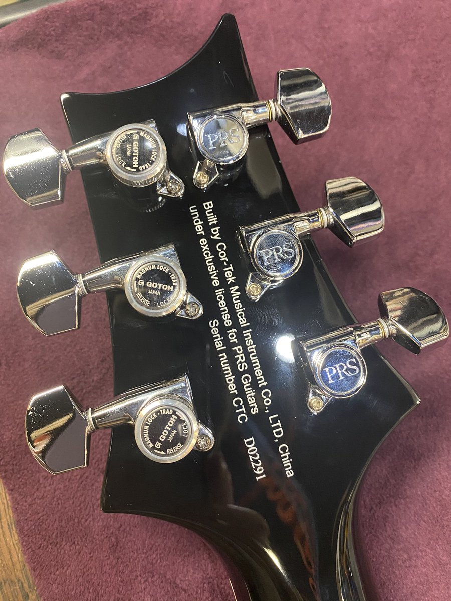Bigboss 札幌 Twitterren ハイッみなさんコンニチハ すまいるヤマザキ です おすすめの改造を紹介 Prsの純正ペグを Gotoh Mg Tタイプのロック式に交換 チューニングの安定性が増し 弦の交換がスムーズになります