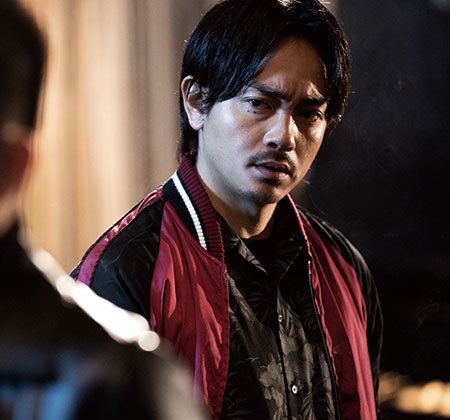 タイラーの大乱 青柳翔のイメージが九十九さんの頃で止まってるので 今際の国のアリス での増量マッチョっぷりに驚いた