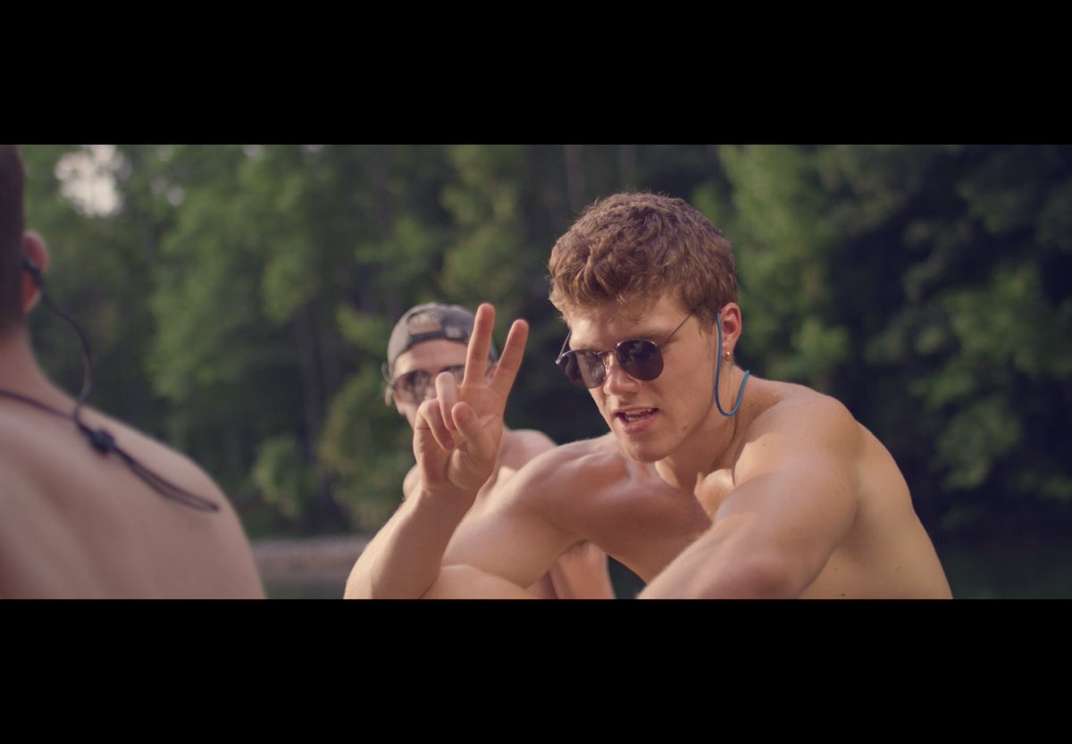 tvlerparrish's tweet photo. hey everyone there's less than a day left on the Frat Splat Kickstarter and we are so close to our goal. anything can help, even a rt. Link in replies 🥺 thanks everyone for the support it means the world 💜 https://t.co/eOaPeM9eds