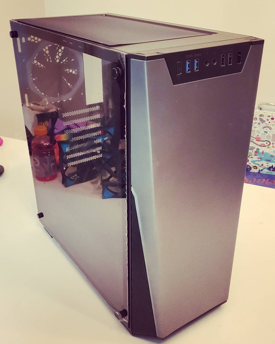 DDCustomMods's tweet photo. Excited to start slowly working on #PandaPC for my daughter!! π
Now just to find a good budget motherboard/cpu combo! π
#PChardware #PCBuild https://t.co/8rARtPjNWl