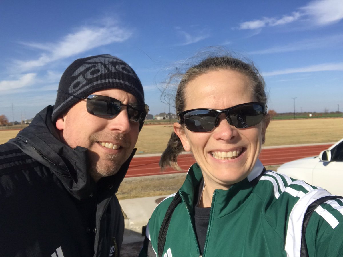 JenniferMGarner's tweet photo. Life is about choices. You can choose to sleep in on the weekends or you can choose to get up and train to work toward your goals. @Garmin @GarminFitness @Adam_C_Garner #Garnerstyle #workharddreambig https://t.co/480mNf1dGH