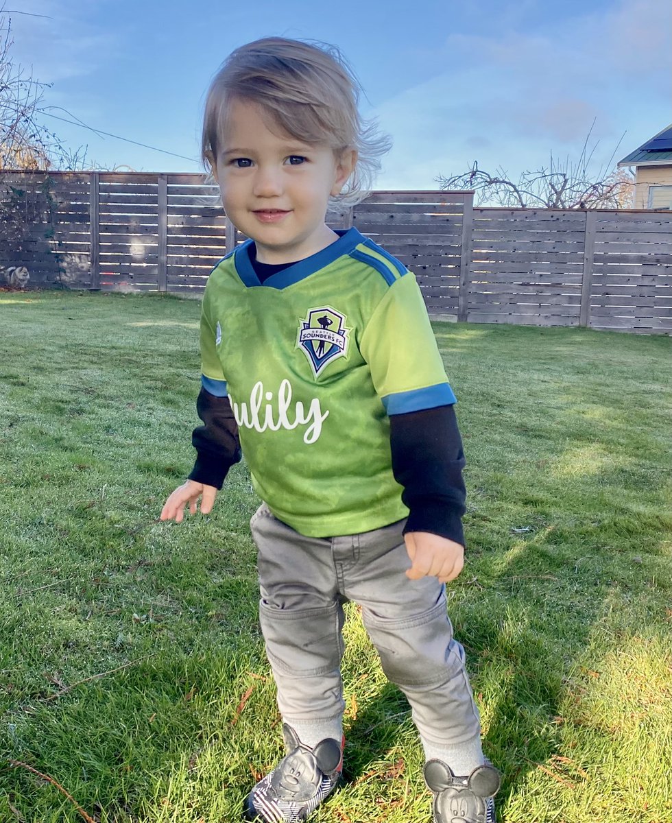 Laurrr_'s tweet photo. Game face ready 😍

Let’s go @SoundersFC | #MLSCup https://t.co/yFOtrBPFcT