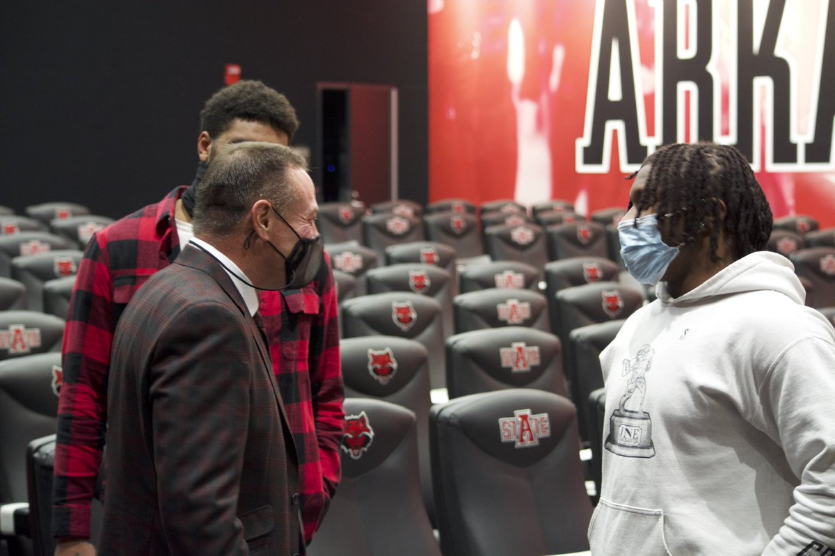 AStateFB's tweet photo. First meeting with Coach✅

#WolvesUp https://t.co/cmWquaKRtL