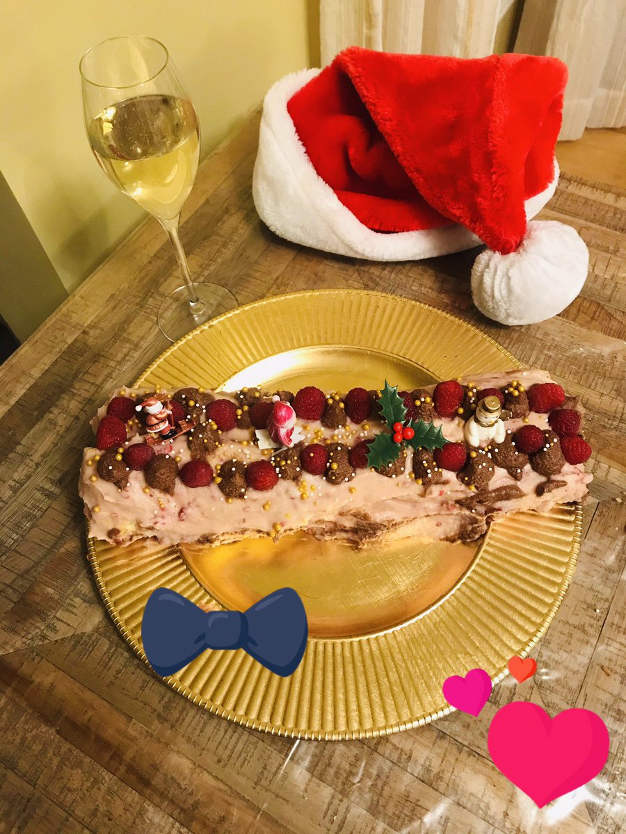 Merci <a href="/MIFORLEANS/">MIFO</a>  et <a href="/CollegeLaCite/">LA CITÉ</a> pour ce premier #partydecuisine! 🔝Quelle belle expérience culinaire festive avec au final un résultat «pas pire » ! (Pour ne pas dire Délicieux) vraie gourmandise du temps des fêtes. En route vers #Noël 🎄😍