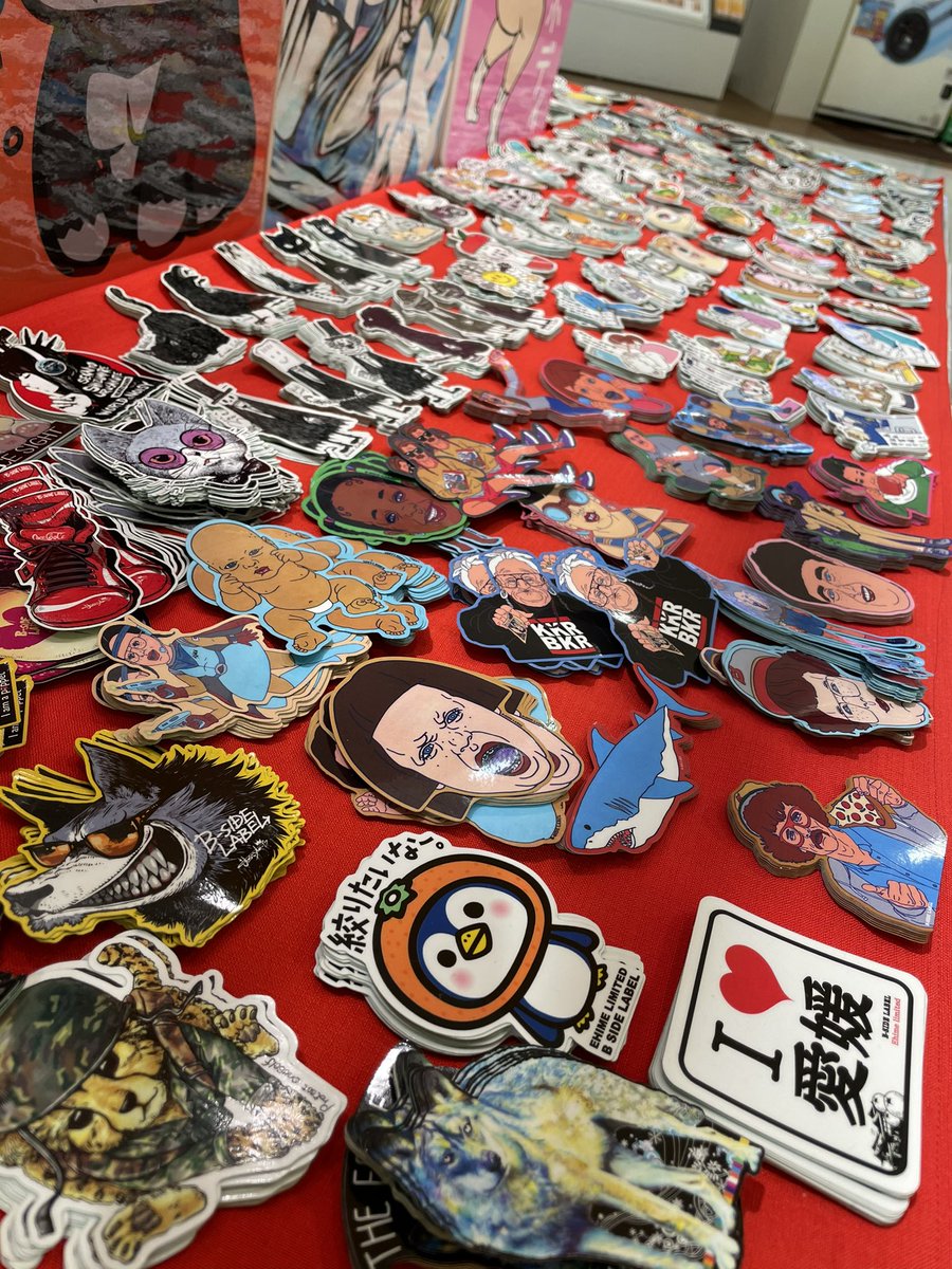 おはようございます☀ 今日も松山ロフトさん前でイベント販売しており