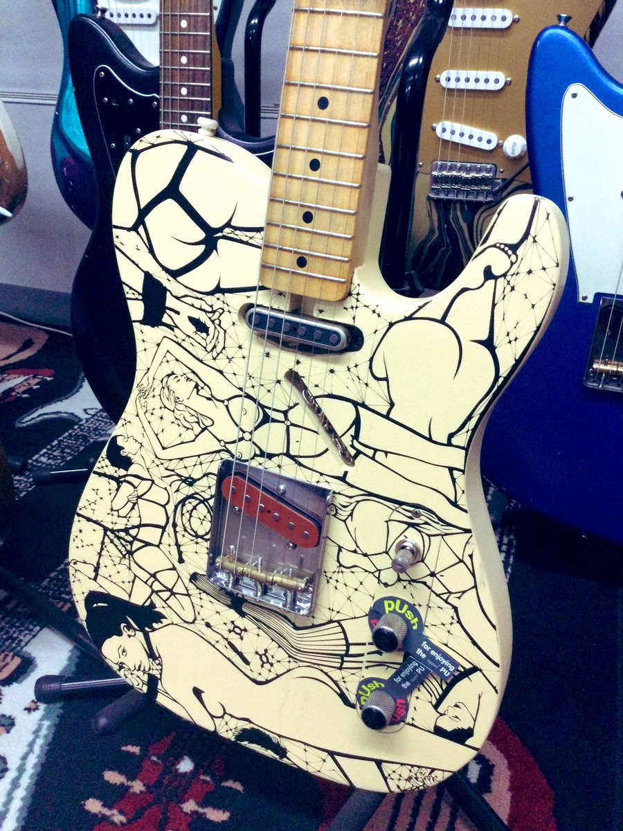 apollonmusic's tweet photo. 【新潟店】ちょっと面白い楽器達　が続々入荷中ぅ〜🥳
#Eastwood
#Baboushka
#エレクトリックマンドリン
#リゾネーターギター https://t.co/gUPocWhcLM