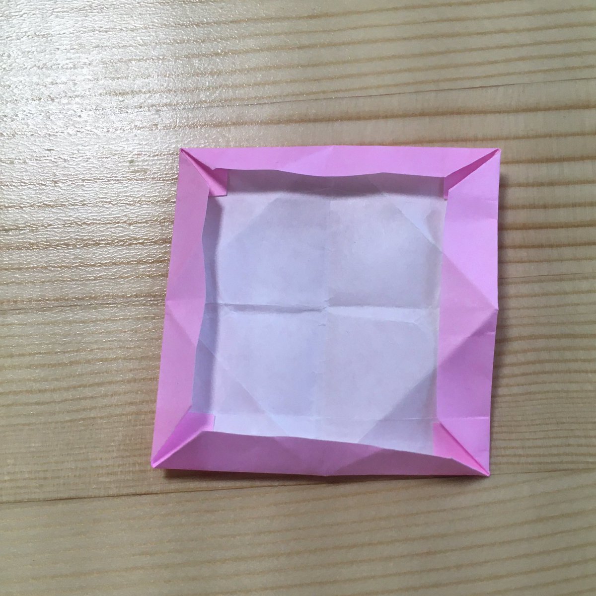 尚 Nao على تويتر カッパ皿の折り紙 知ってる方いらっしゃいますか 完成形も分からず 途方にくれてます 途中までの折り方はこのような感じみたいです 折り紙の本にものっておらず 折り方のってる本とか教えてもらえるとうれしいです 折り紙