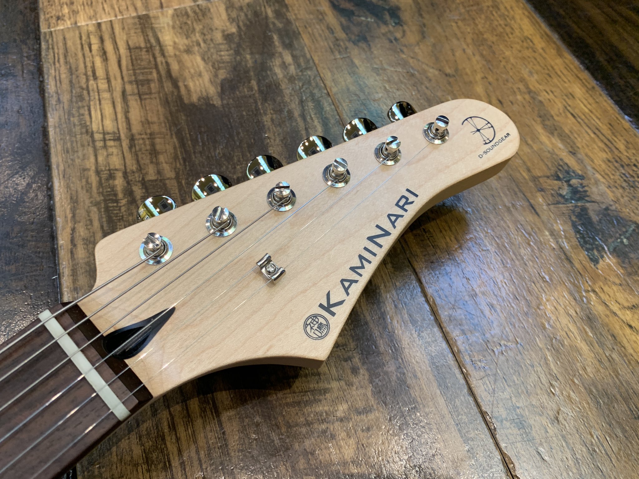 KAMINARI GUITARS on X: 