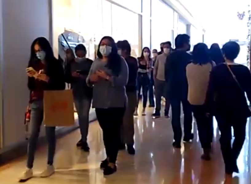 telediariomty's tweet photo. Aumenta visita de regios en Saltillo, #Coahuila tras cierres en #NL por segundo fin de semana

➡ https://t.co/7gdfTbcqlA https://t.co/iU0gklCb3E
