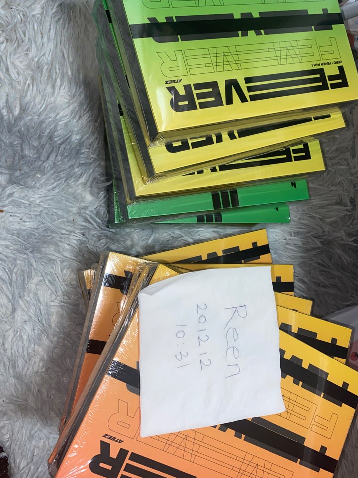 vminyss's tweet photo. [#VMxPROOF]

Ateez - Fever 10 albums has been purchased

Thanxx and Inception Ver

Reen have extra for RM30/album for the 1st payment ^^

Please DM ❤️ https://t.co/e3dXaq1unR