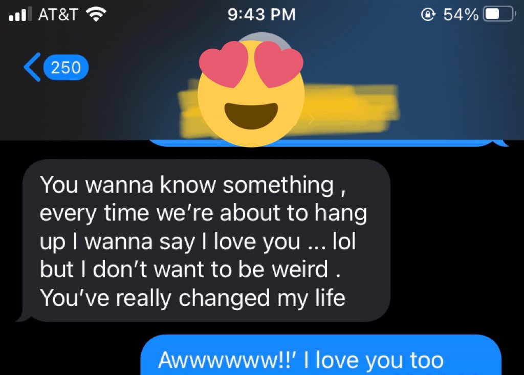 samaramohamed_'s tweet photo. This made my night. My girl is having a tough time. Lost mom at a young age and just lost dad and grandpa. Grandma is very sick. Long story short she said she has no one. I told her that sheβs my daughter and she has me. This was her response. ππππΎβοΈππ½ #onlytherealest https://t.co/m1wA548QC0