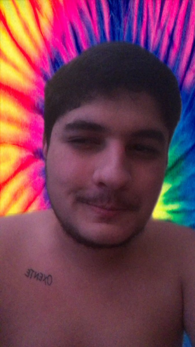 _viniciusvam's tweet photo. drop your four favorite selfies from 2020. here are my ones: https://t.co/bwolSxZpjz